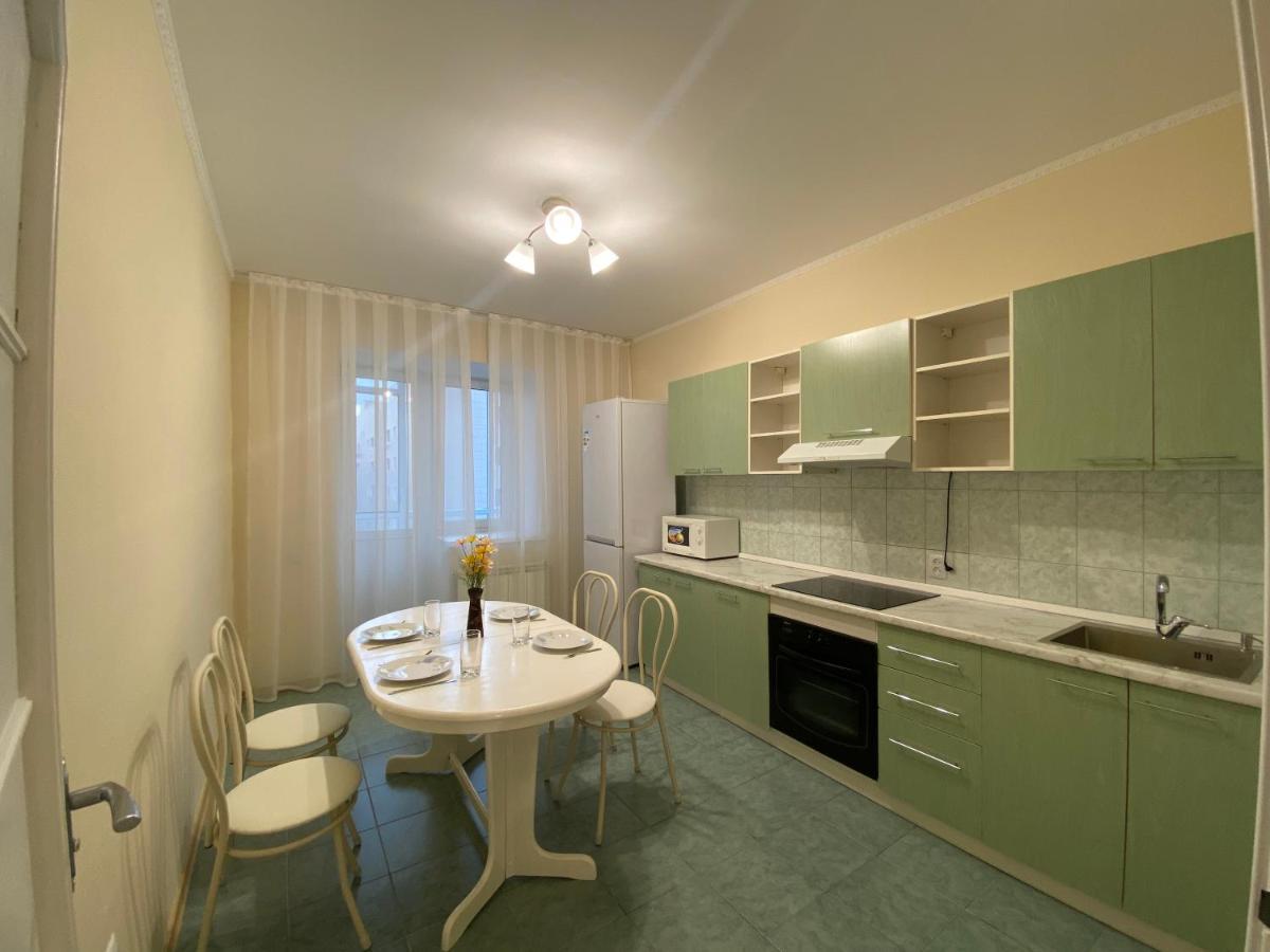 Apartment in the city centre Nur-Sultan  Exterior photo