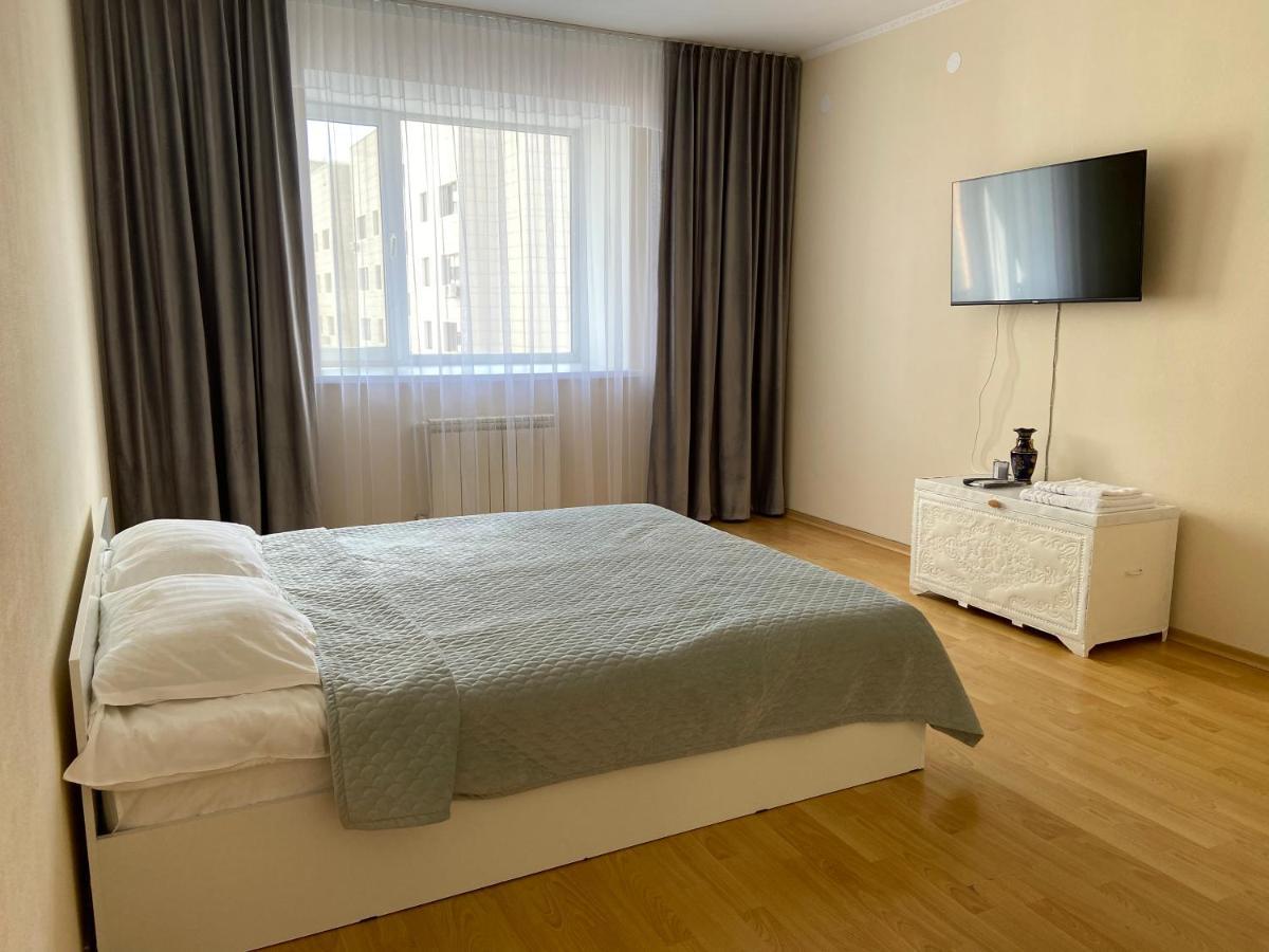 Apartment in the city centre Nur-Sultan  Exterior photo